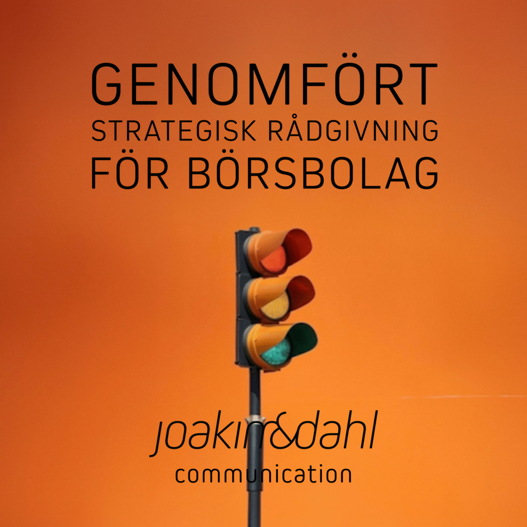 En trafiksignal med röd, gul och grön lampa mot en orange bakgrund med texten 'Genomfört strategisk rådgivning för börsbolag'.